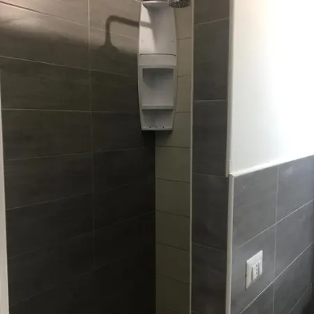 ホステル Cheap Stop ポンペイ